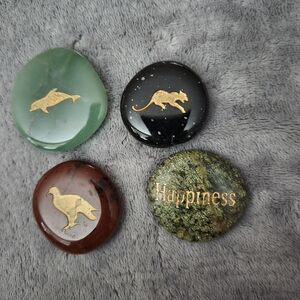 Animal Engraved Decorative Stone Set